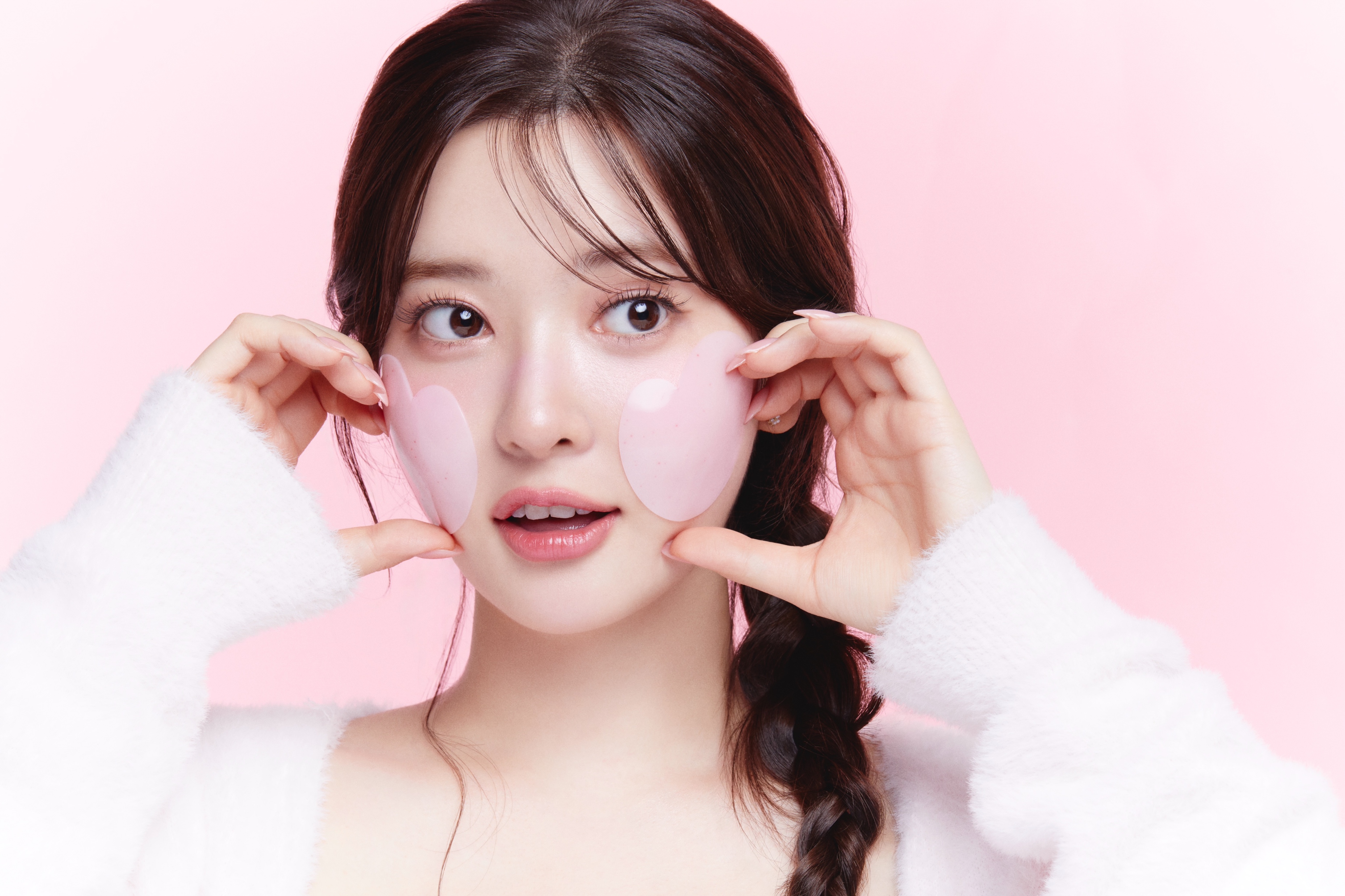 Muse Aura Pinkish Hydrogel Heart Cheek Pack